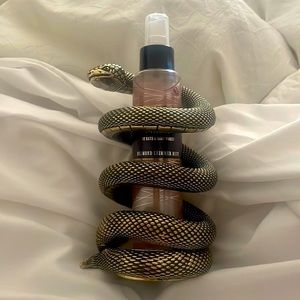 2023 Bath and Body Halloween Collection -Snake Mist Holder